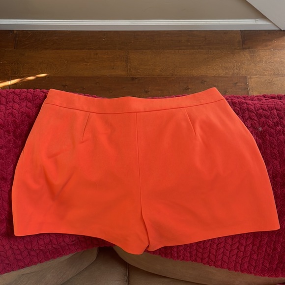 Like new size 6 Gianni Bini skort with pockets orange - Picture 2 of 5